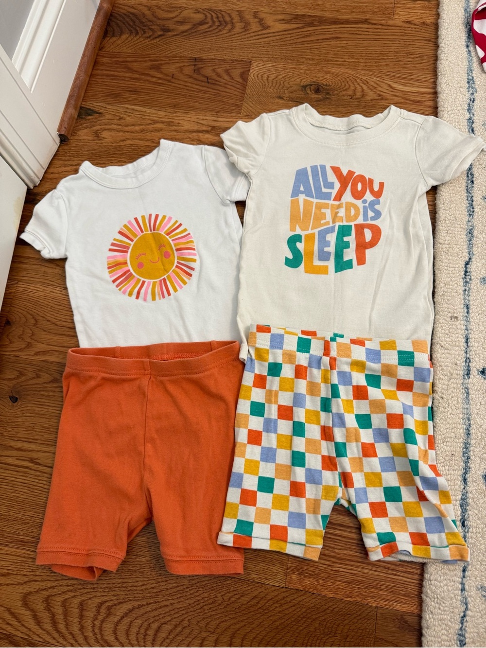 Toddler Short Sleeve and Shorts Pajama Sets Gap and Old Navy 4T Orange and Sun